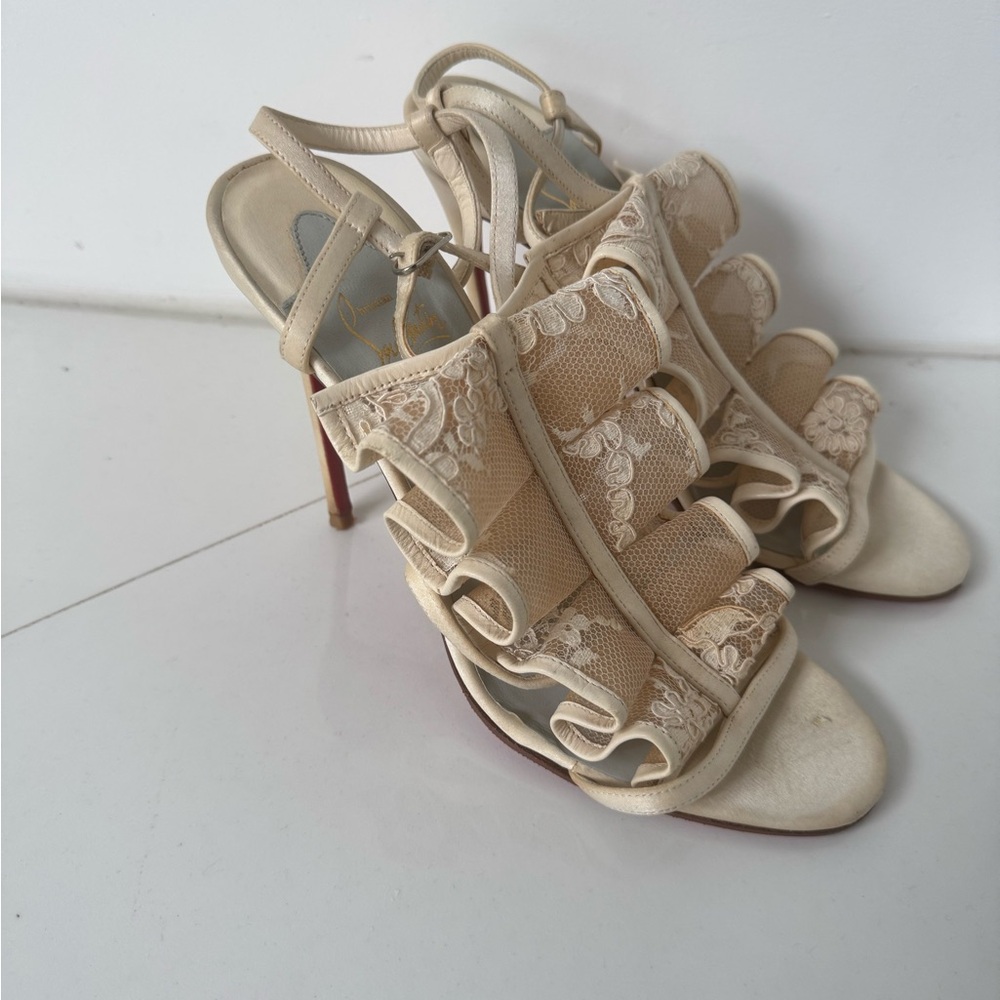 Christian Louboutin Cream Lace Women Sandals size 39 - Picture 2 of 10